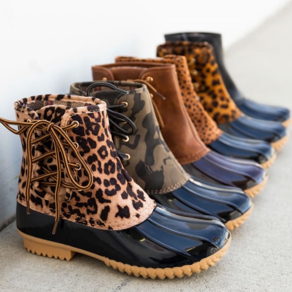 Leopard Print Side Laced Duck Boots - Picture 6 of 9